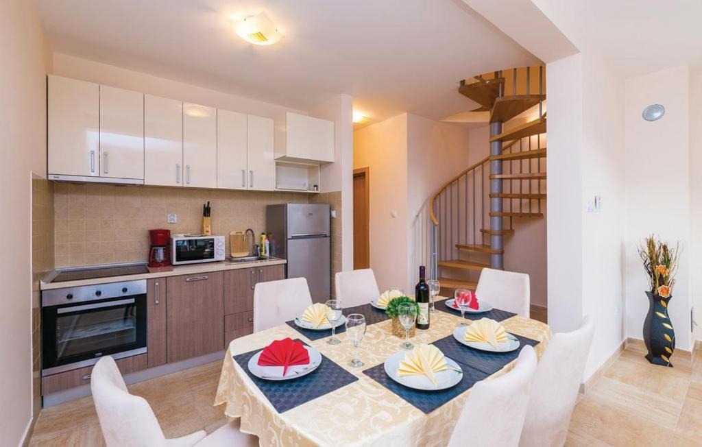 Port Adria Apartments Kamenari Εξωτερικό φωτογραφία