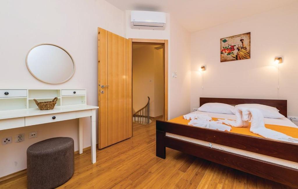 Port Adria Apartments Kamenari Εξωτερικό φωτογραφία