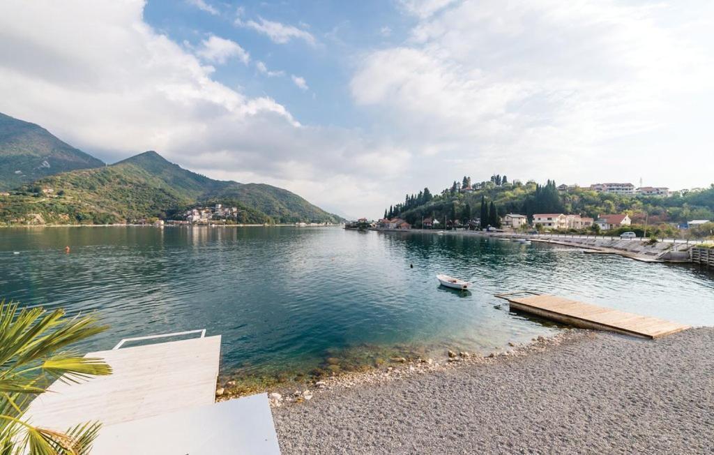 Port Adria Apartments Kamenari Εξωτερικό φωτογραφία